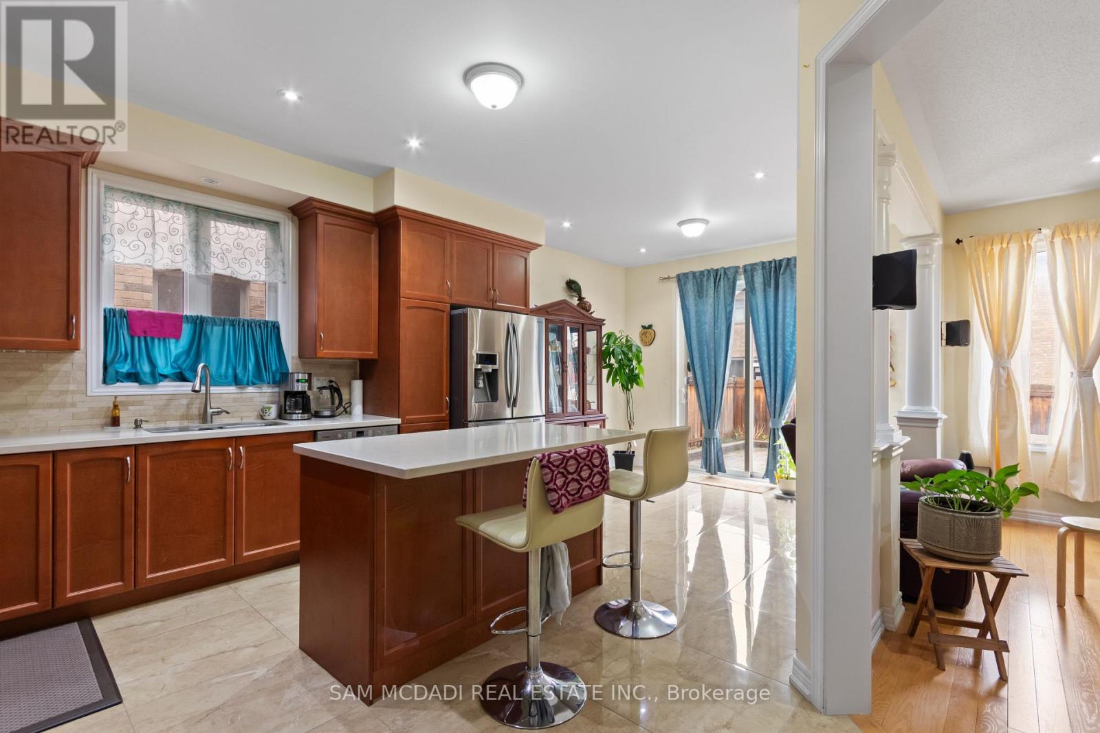 80 Durango Drive, Brampton, Ontario  L6X 0R8 - Photo 9 - W13081550