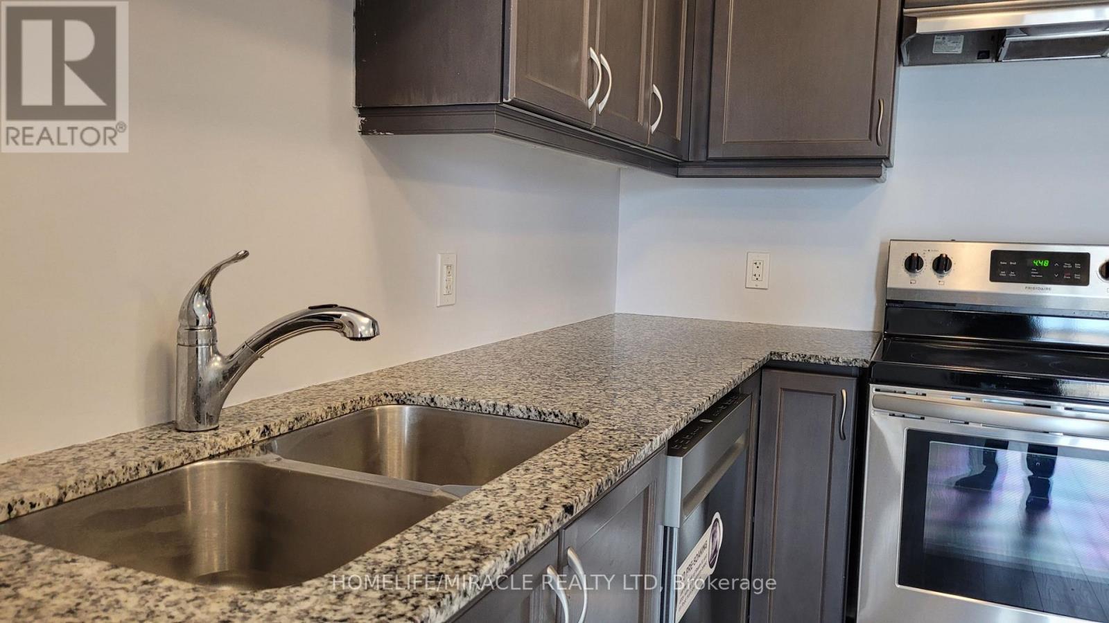 318 - 200 Lagerfeld Drive, Brampton, Ontario  L7A 5G5 - Photo 15 - W13081552