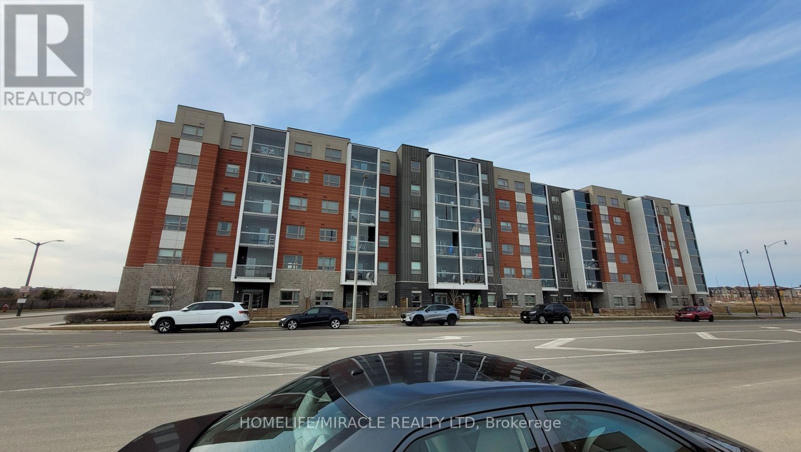 318 - 200 Lagerfeld Drive, Brampton, Ontario  L7A 5G5 - Photo 3 - W13081552