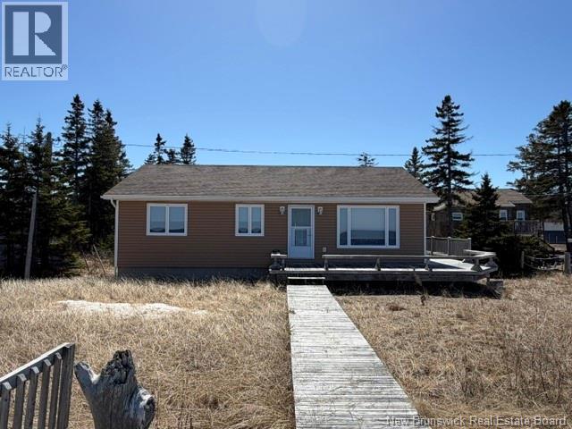 1870 Schryer Avenue, Bathurst, New Brunswick
