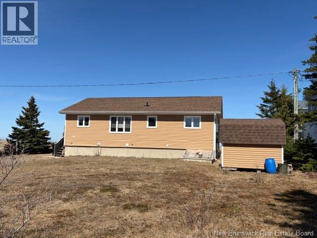 1870 Schryer Avenue, Bathurst, New Brunswick  E2A 4Y4 - Photo 2 - NB138507