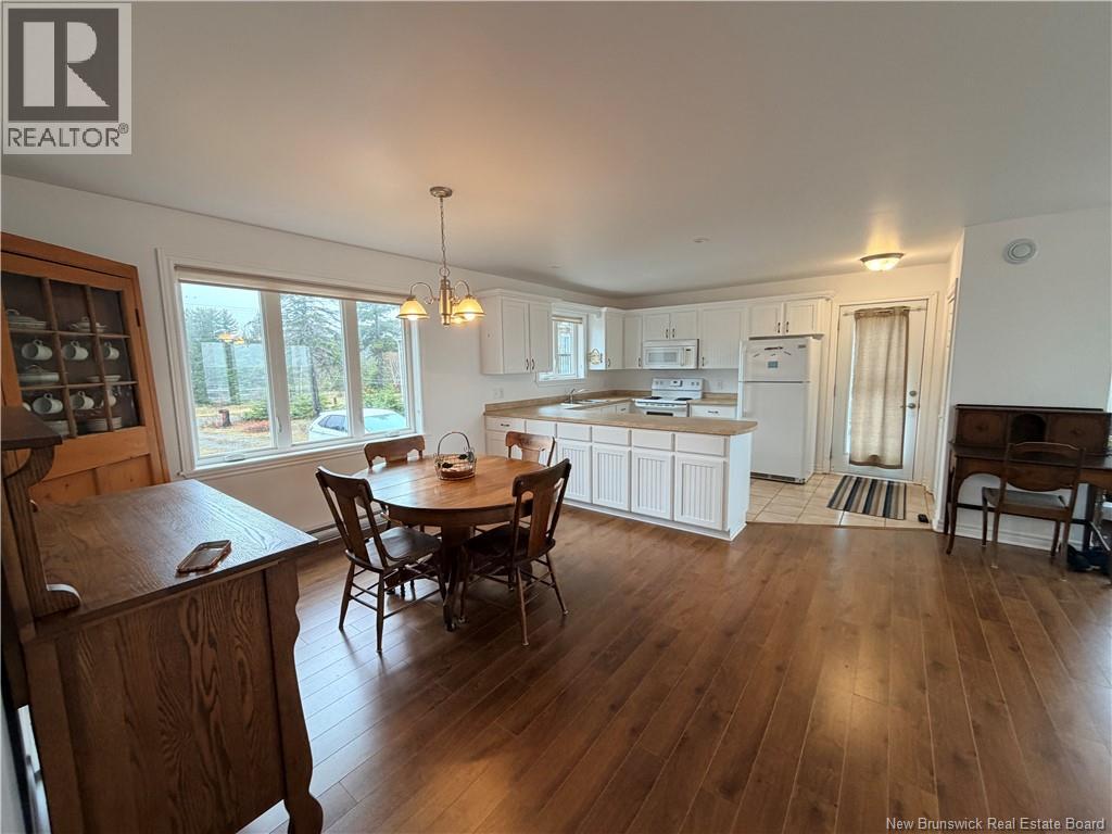 1870 Schryer Avenue, Bathurst, New Brunswick  E2A 4Y4 - Photo 13 - NB138507