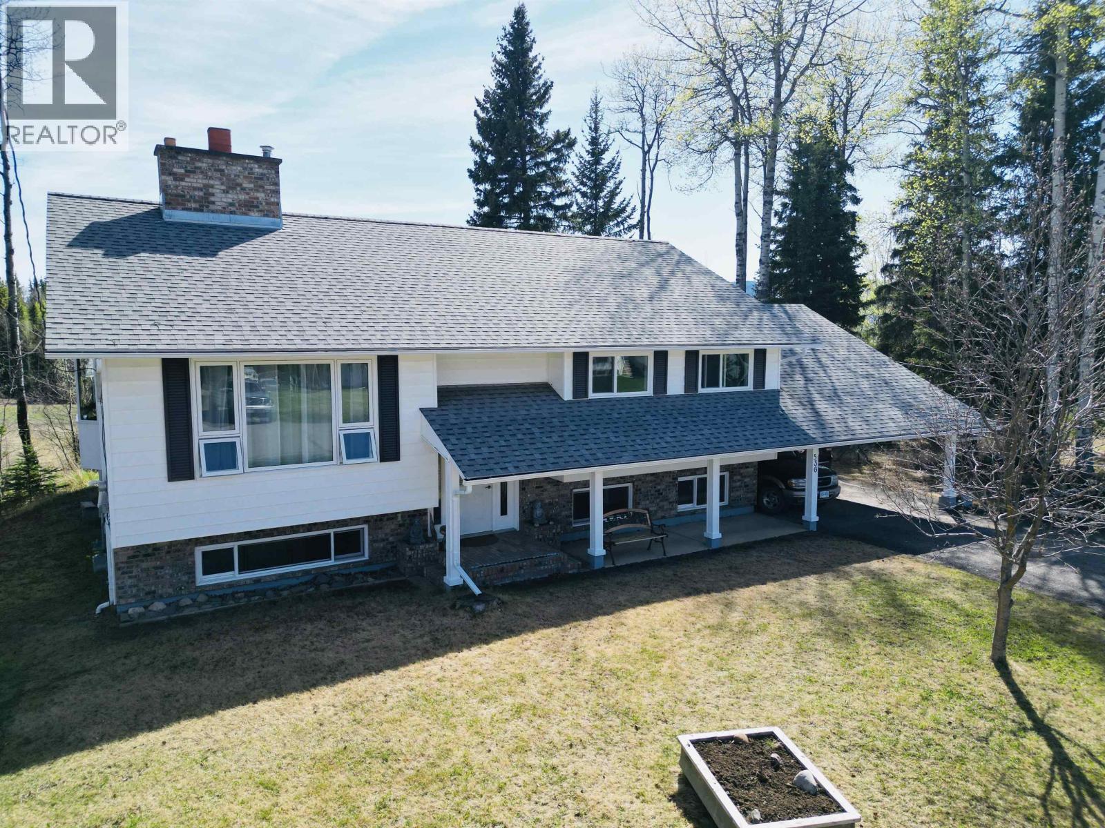536 5th Avenue, Burns Lake, British Columbia  V0J 1E0 - Photo 1 - R3074884