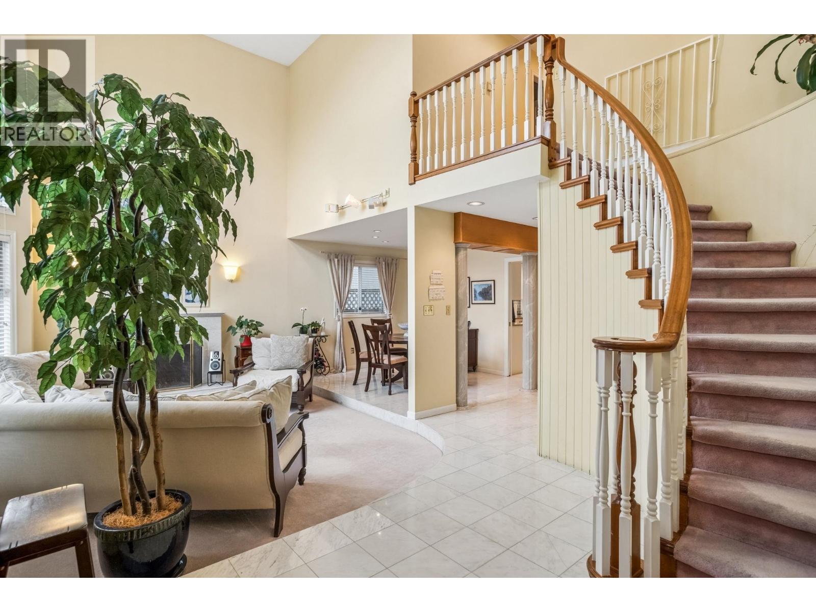 2828 W 23rd Avenue, Vancouver, British Columbia  V6L 1P3 - Photo 3 - R3119084