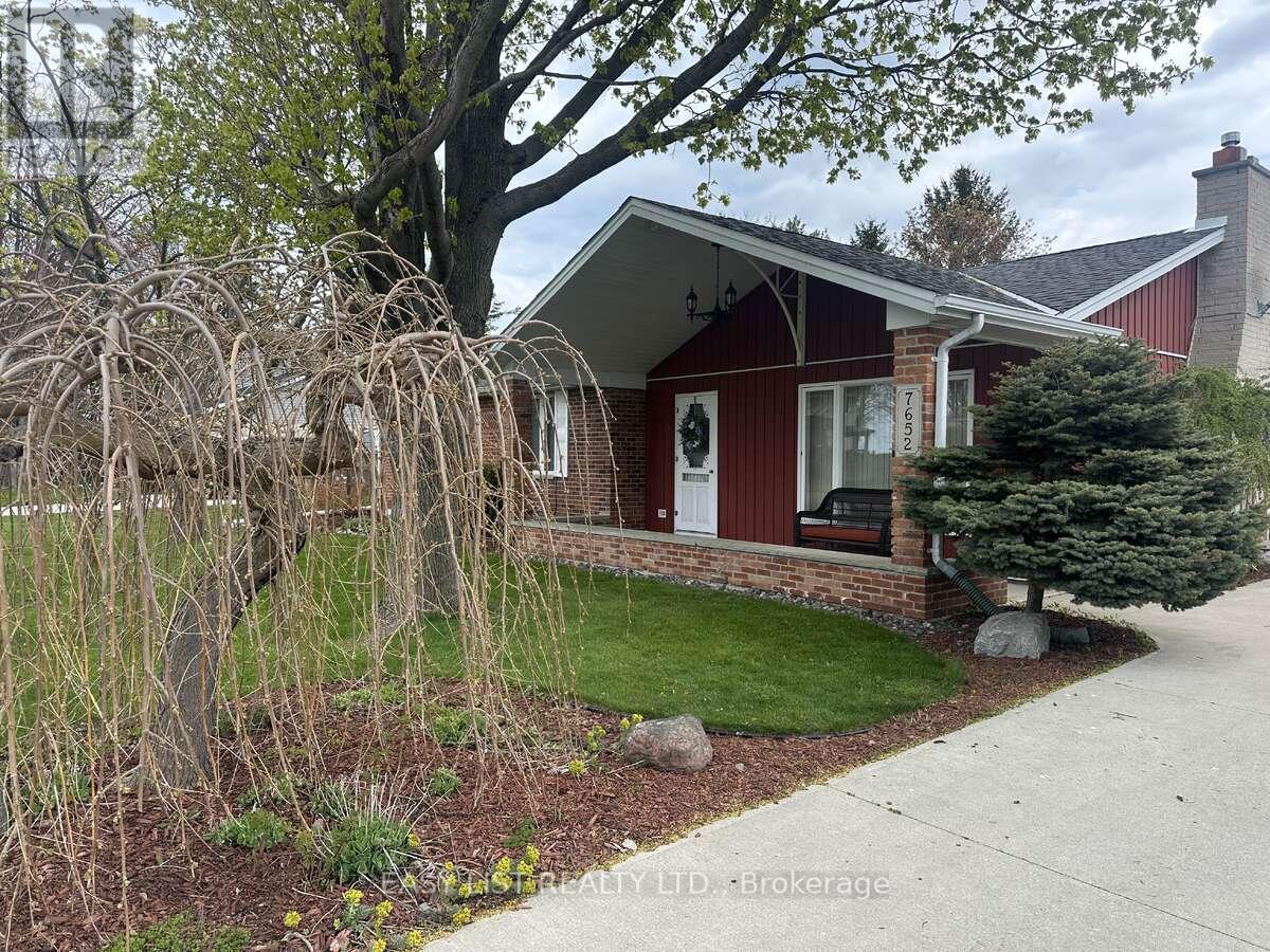 7652 HARRIS POINT DRIVE, Plympton-Wyoming, Ontario