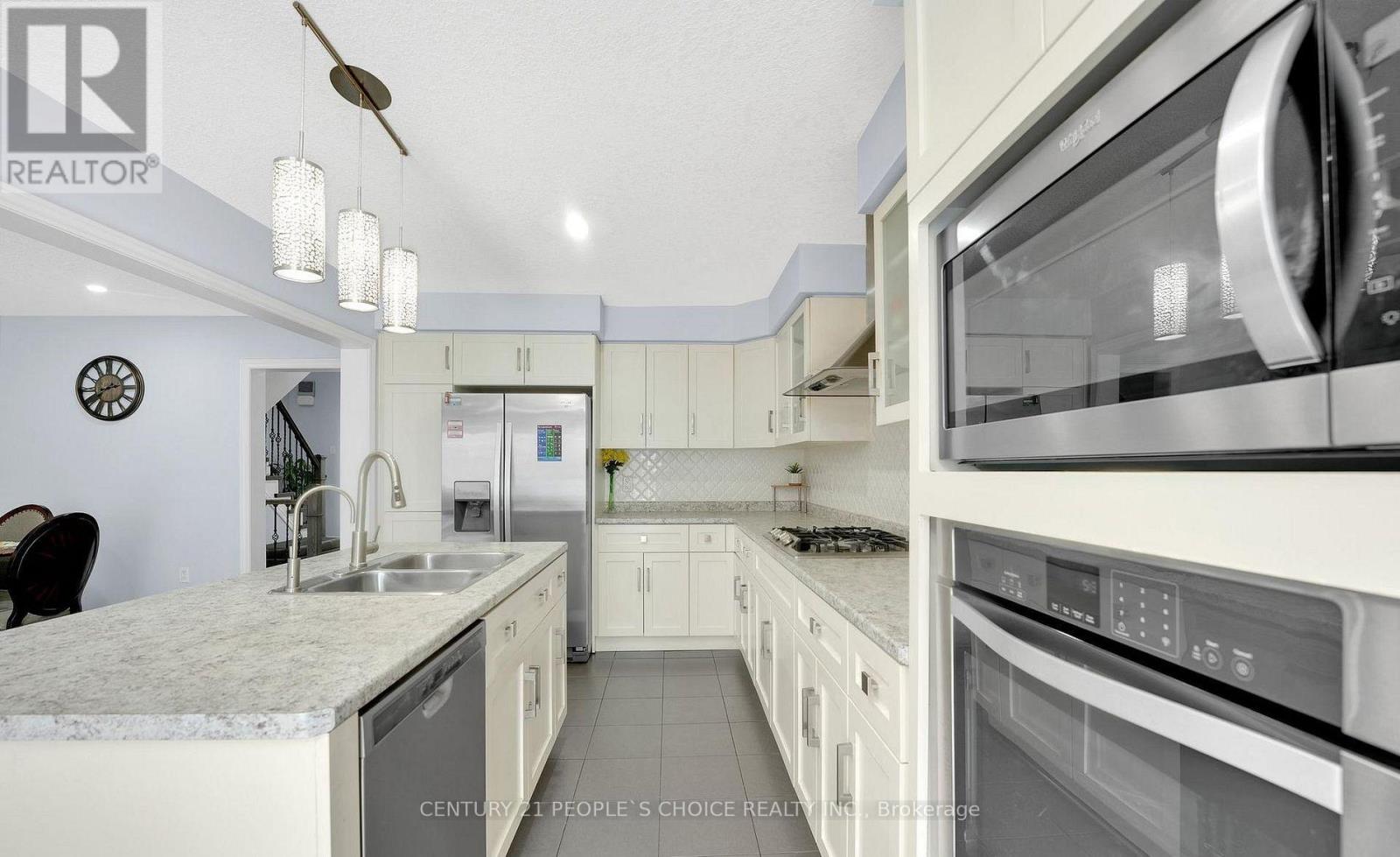 286 Macalister Boulevard, Guelph, Ontario  N1G 0E6 - Photo 18 - X13081544