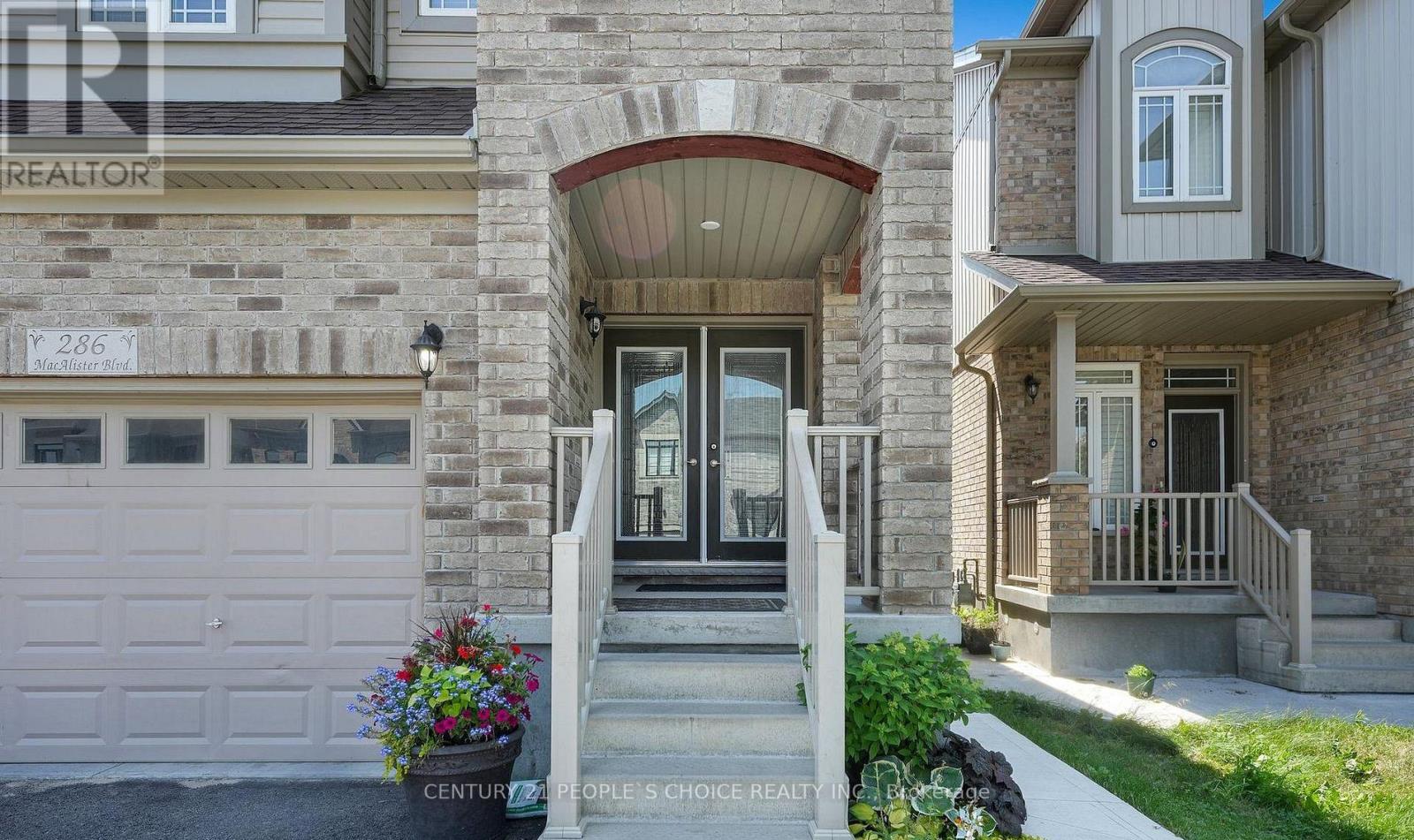 286 Macalister Boulevard, Guelph, Ontario  N1G 0E6 - Photo 3 - X13081544