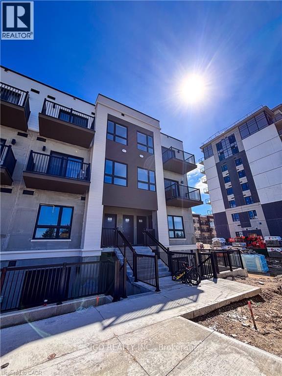 Q13 - 25 PALACE STREET, Kitchener, Ontario