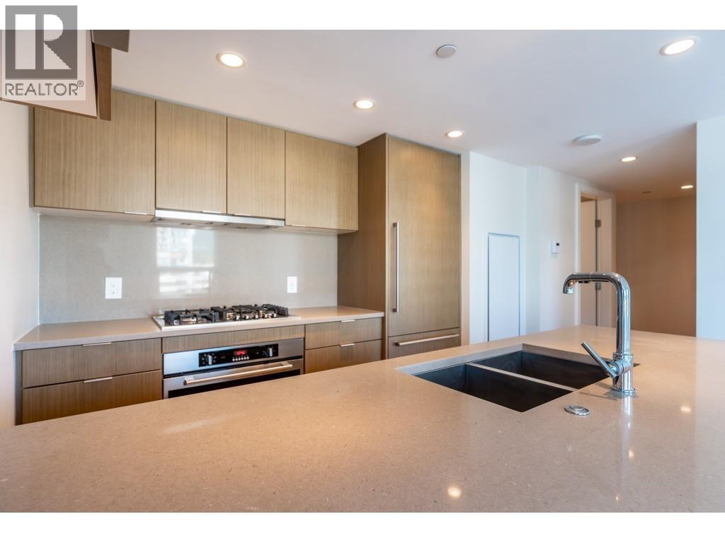 709 125 E 14 Street, North Vancouver, British Columbia  V7L 0E6 - Photo 4 - R3119094