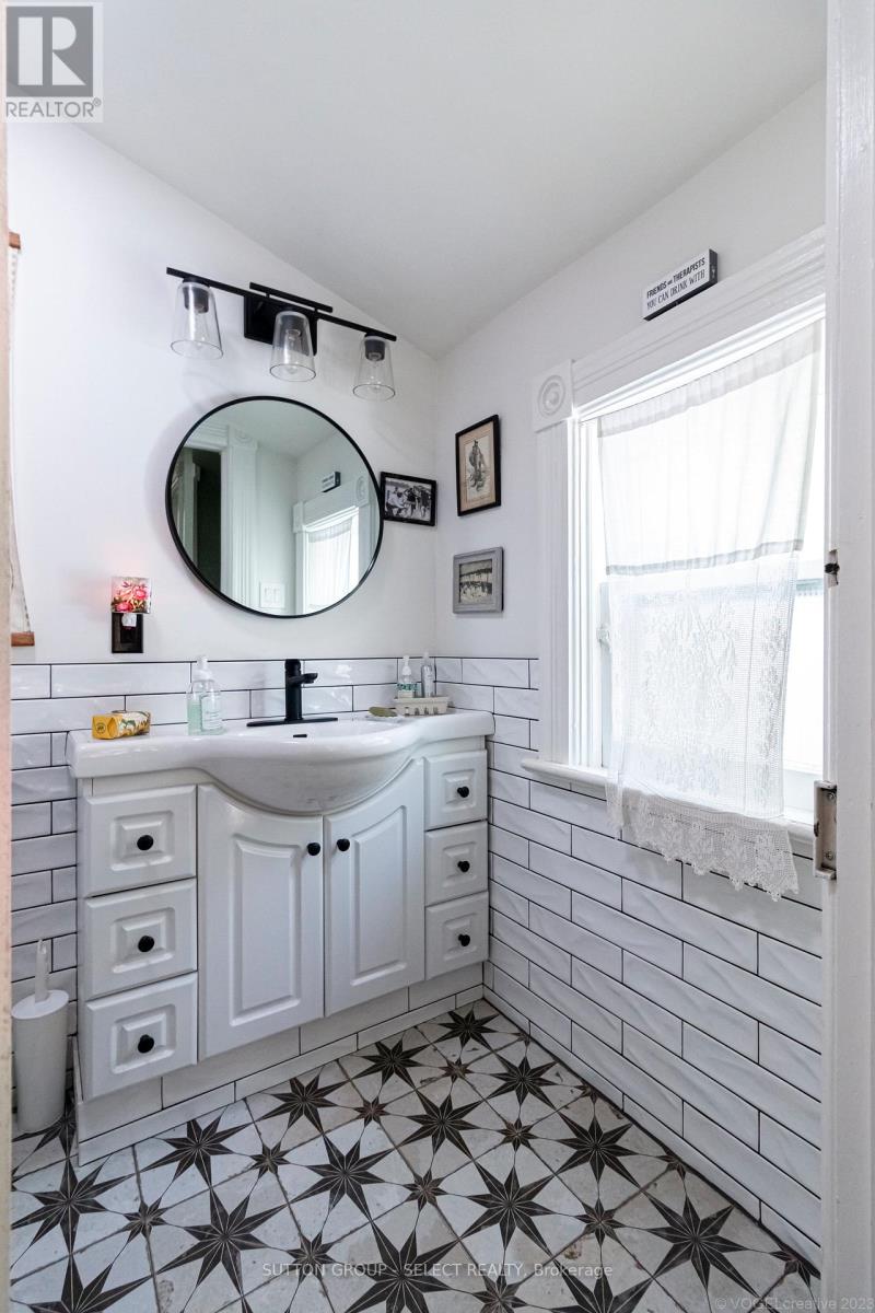365 William Street, South Huron, Ontario  N0M 1S2 - Photo 25 - X12742772