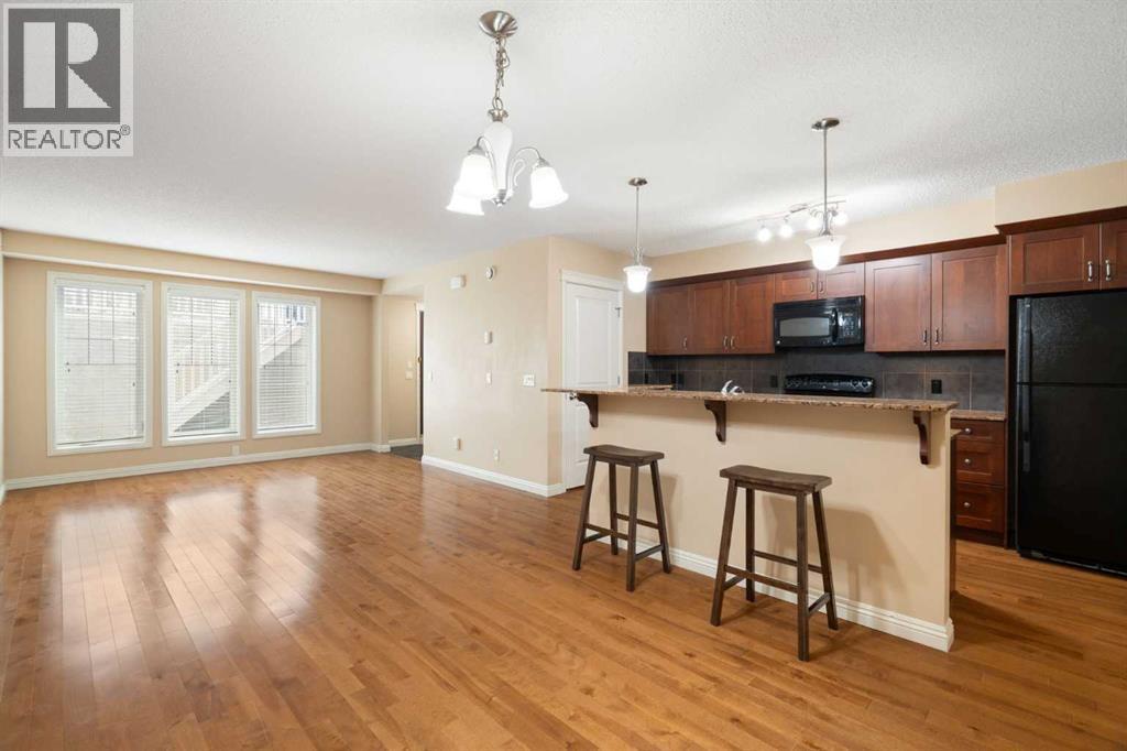 30 Mike Ralph Way Sw, Calgary, Alberta  T3E 0H8 - Photo 9 - A2307454