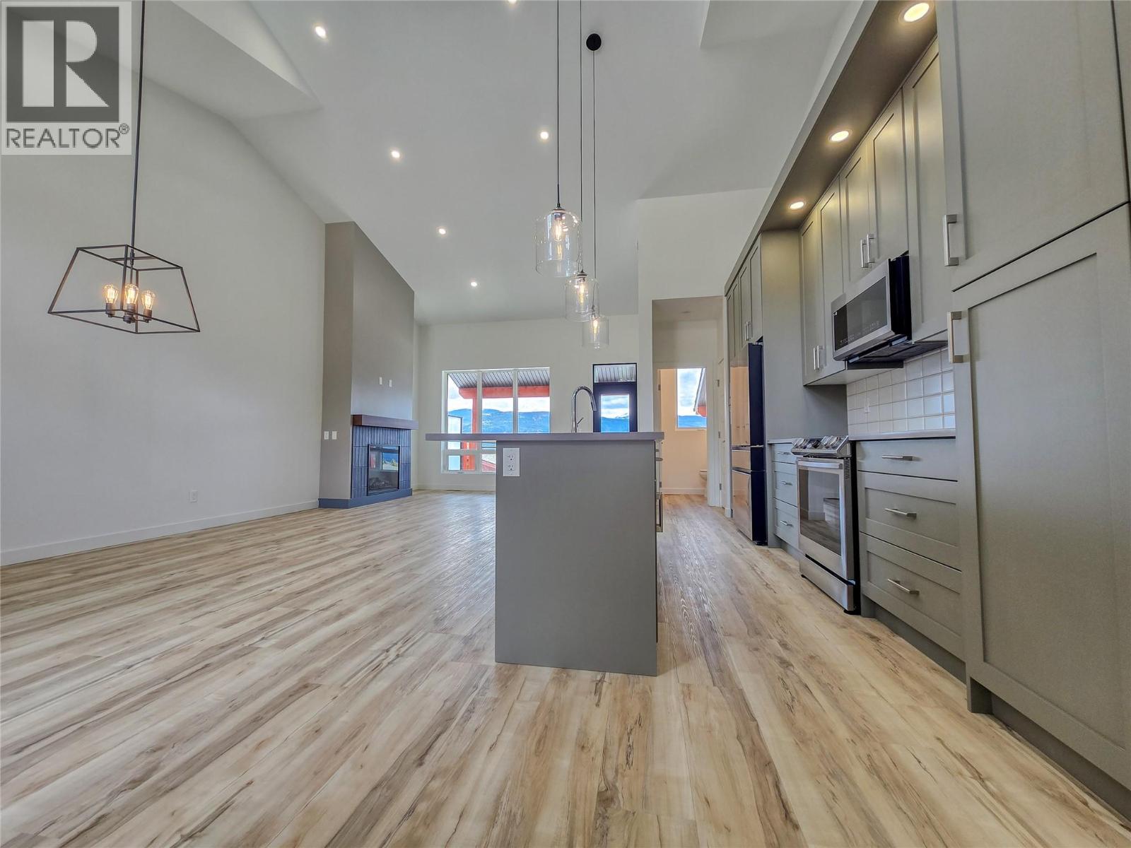 5150 Fairway Drive Unit# 21b, Fairmont Hot Springs, British Columbia  V0B 1L1 - Photo 33 - 10383646