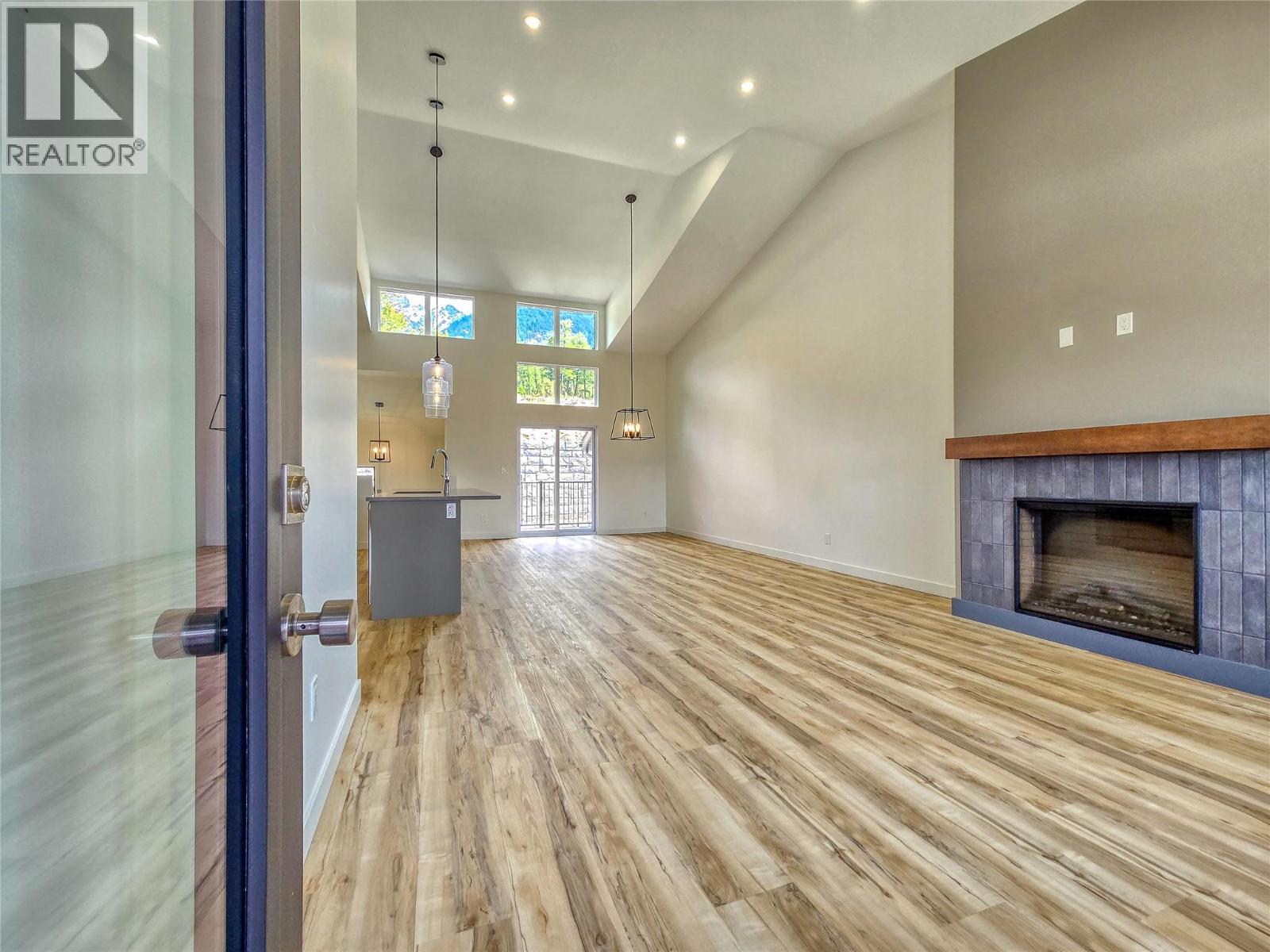 5150 Fairway Drive Unit# 21b, Fairmont Hot Springs, British Columbia  V0B 1L1 - Photo 47 - 10383646