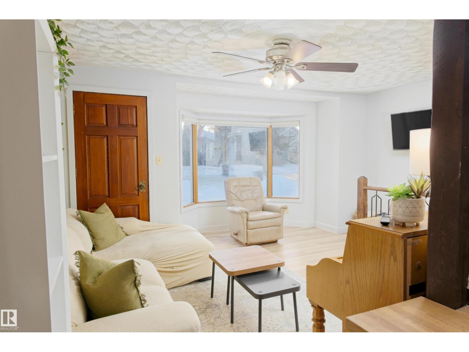 5016 53 St, Barrhead, Alberta  T7N 1E8 - Photo 14 - E4471990