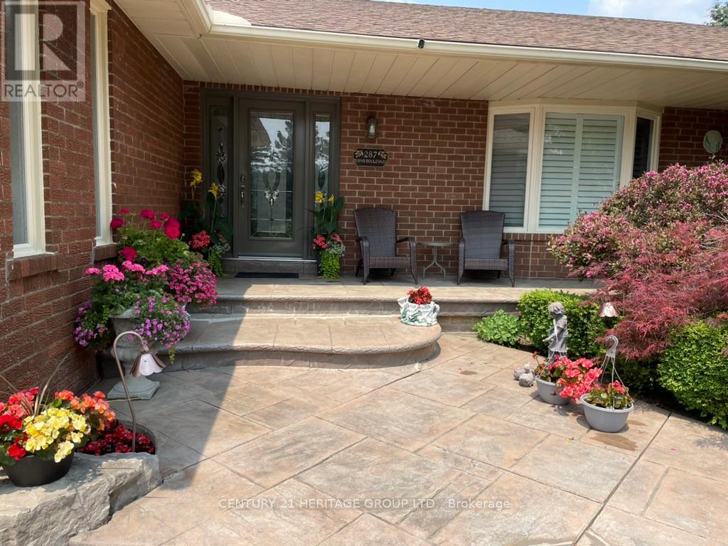 287 Burns Boulevard, King, Ontario  L7B 1E1 - Photo 3 - N13081332