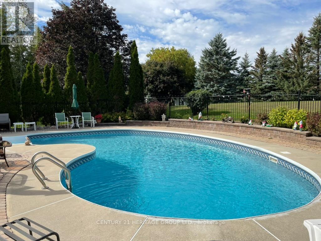 287 Burns Boulevard, King, Ontario  L7B 1E1 - Photo 41 - N13081332