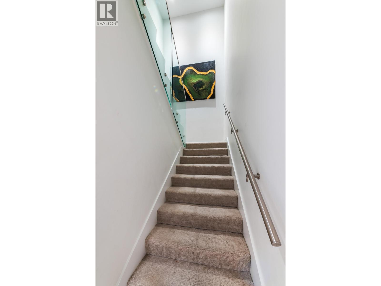 2765 Mountain Highway, North Vancouver, British Columbia  V7J 0B4 - Photo 13 - R3119210