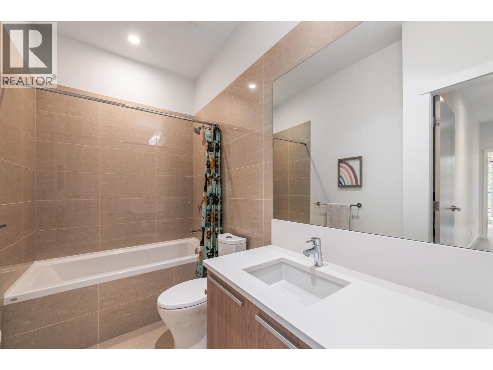 2765 Mountain Highway, North Vancouver, British Columbia  V7J 0B4 - Photo 16 - R3119210