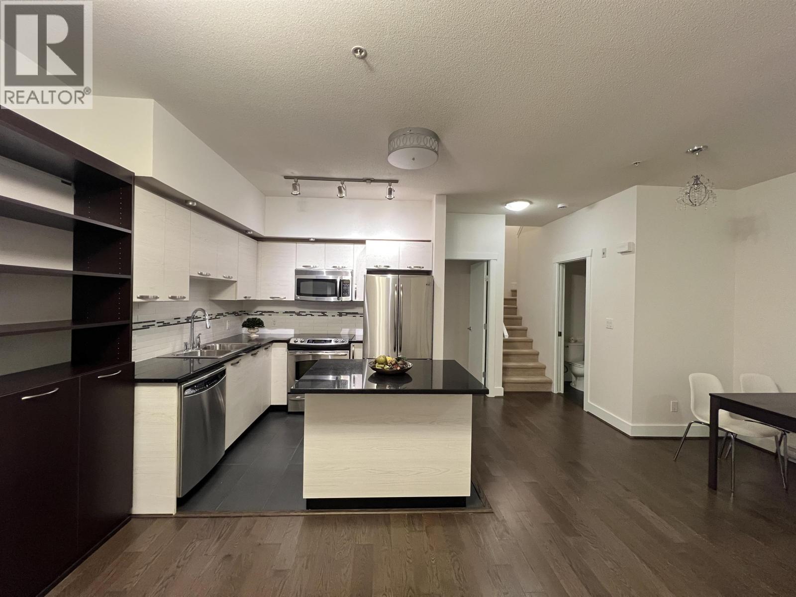 103 7478 Byrnepark Walk, Burnaby, British Columbia  V3N 0B5 - Photo 5 - R3119220