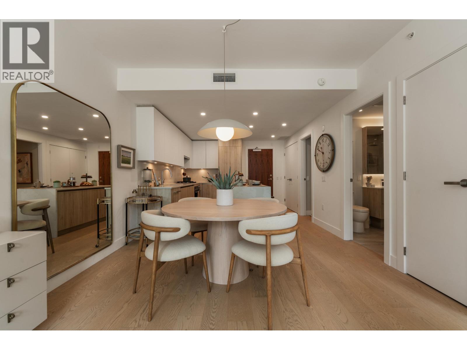 307 423 6th Street, West Vancouver, British Columbia  V7T 0A1 - Photo 16 - R3119235