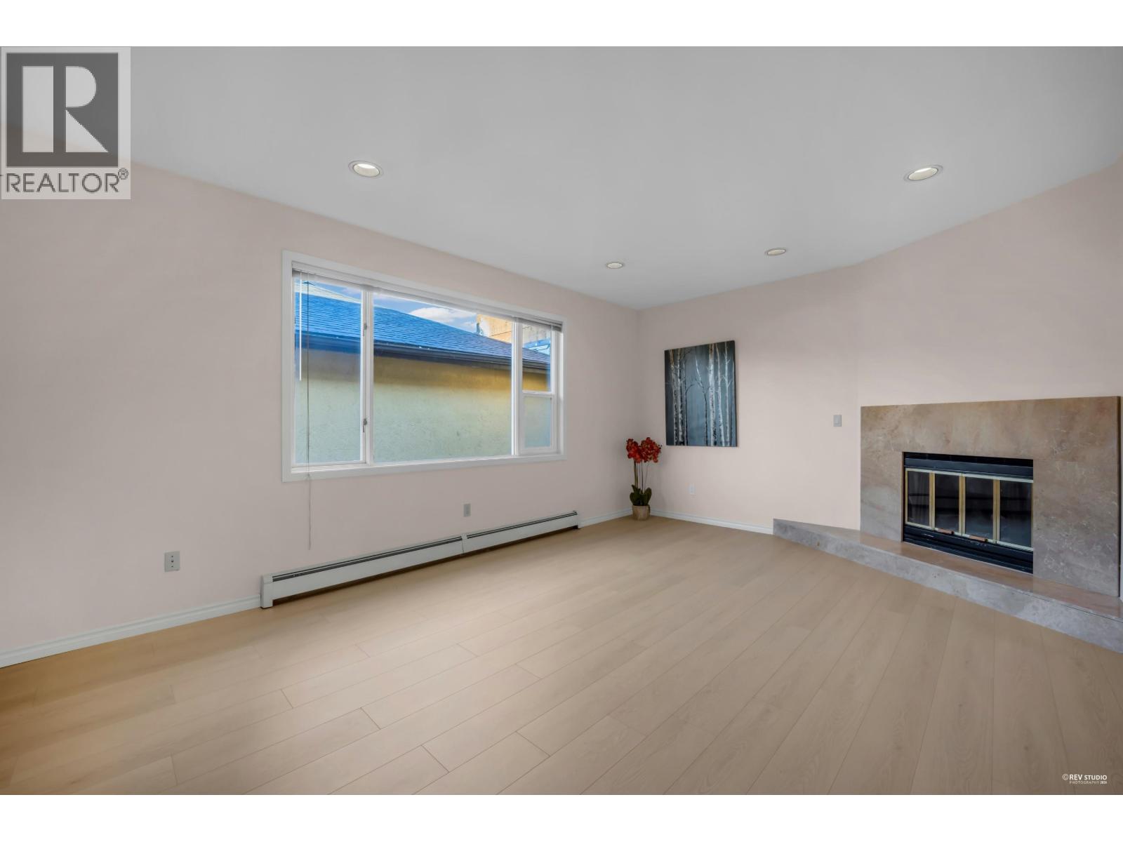 2445 W 19th Avenue, Vancouver, British Columbia  V6L 1C8 - Photo 12 - R3119241