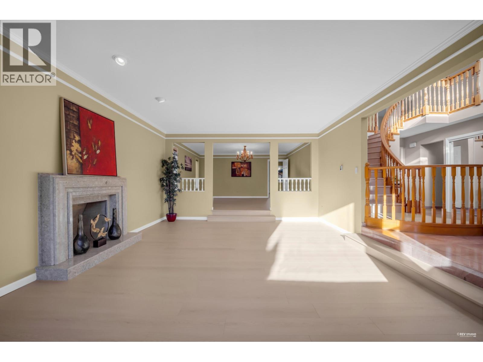2445 W 19th Avenue, Vancouver, British Columbia  V6L 1C8 - Photo 3 - R3119241