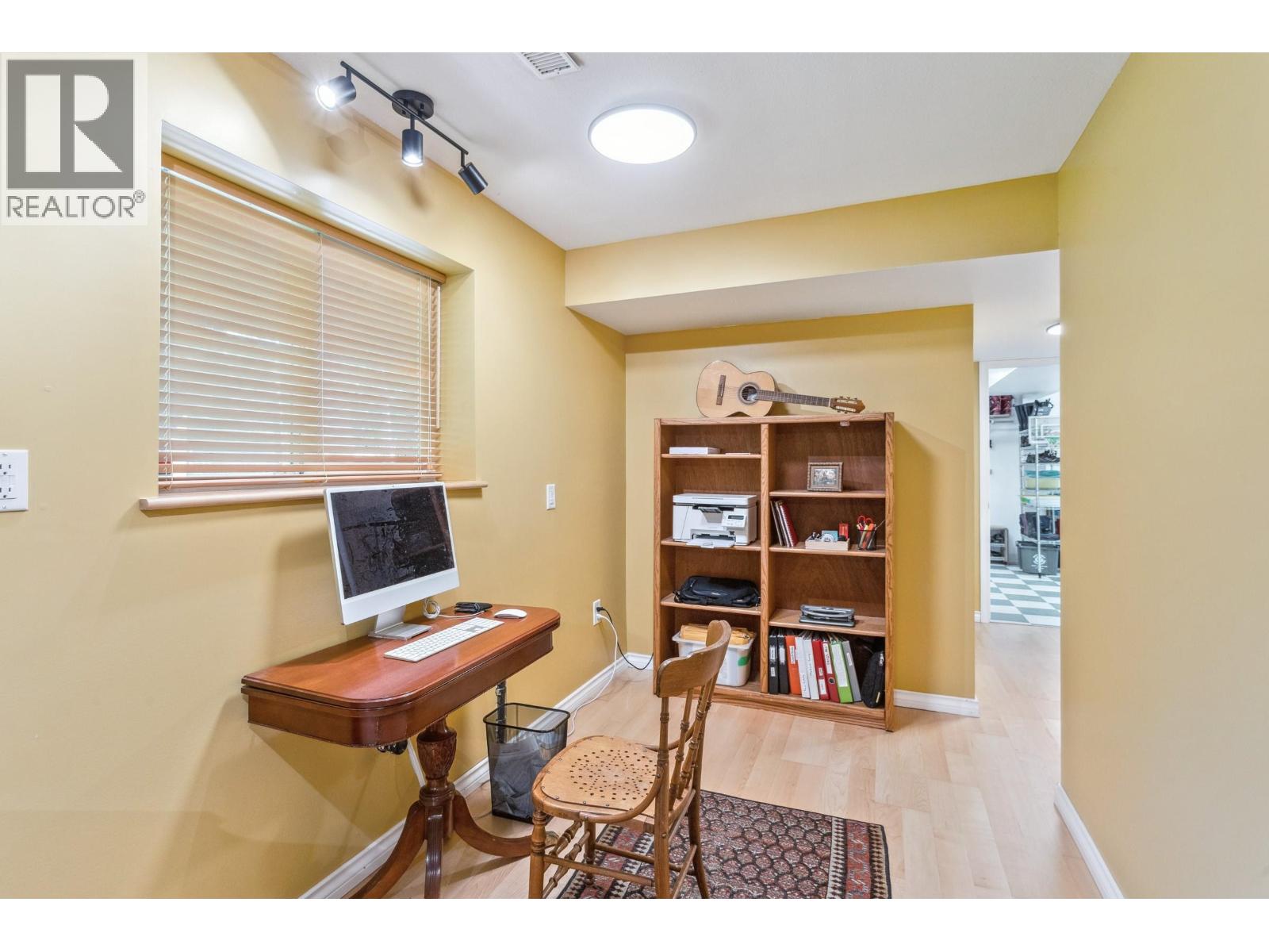 1130 Tuxedo Drive, Port Moody, British Columbia  V3H 1L4 - Photo 24 - R3118776
