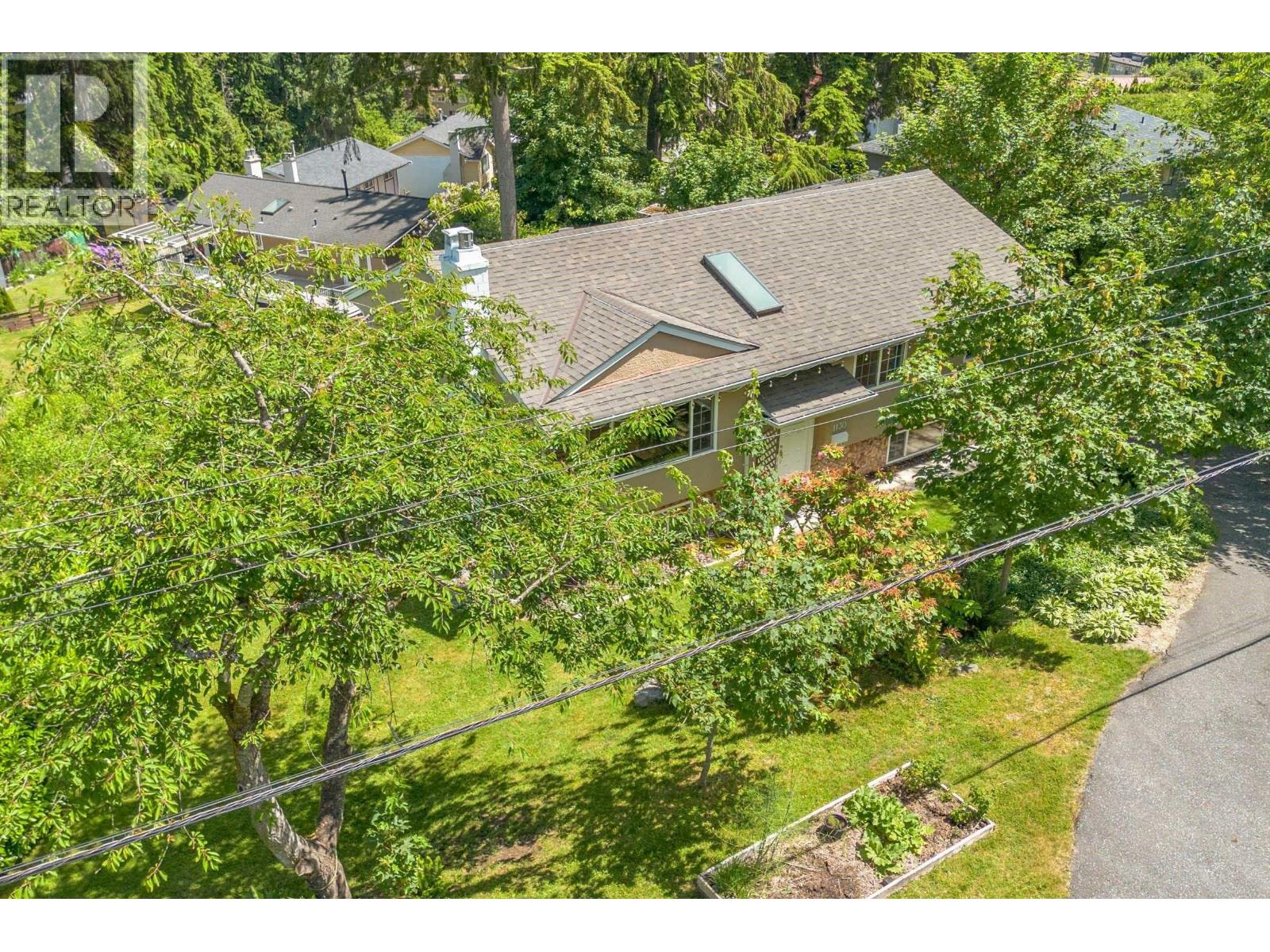 1130 Tuxedo Drive, Port Moody, British Columbia  V3H 1L4 - Photo 35 - R3118776