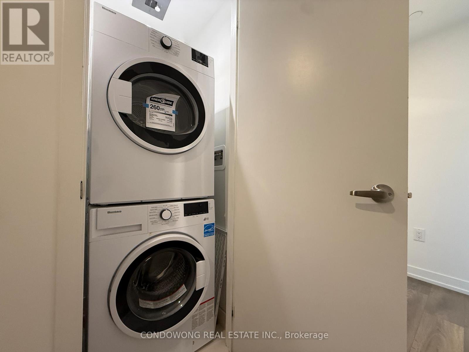 1702 - 15 Lower Jarvis Street, Toronto, Ontario  M5E 0C4 - Photo 8 - C13081580