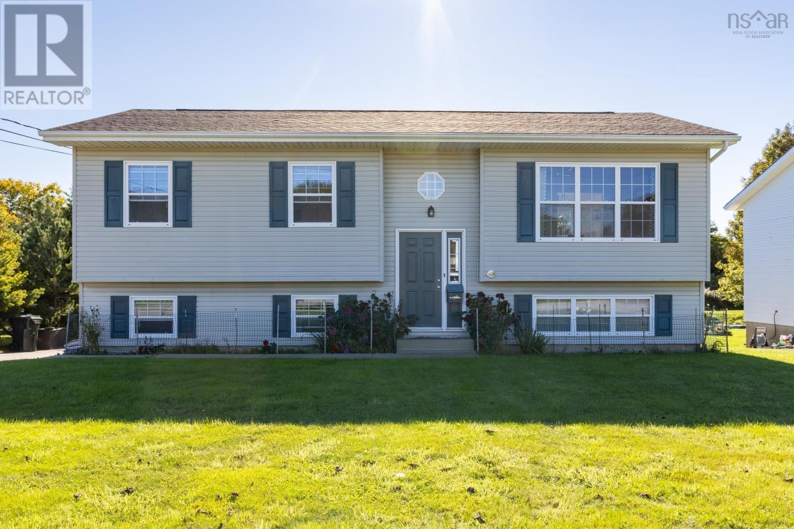 563 Brunswick Street, Yarmouth, Nova Scotia  B5A 4S5 - Photo 32 - 202609645
