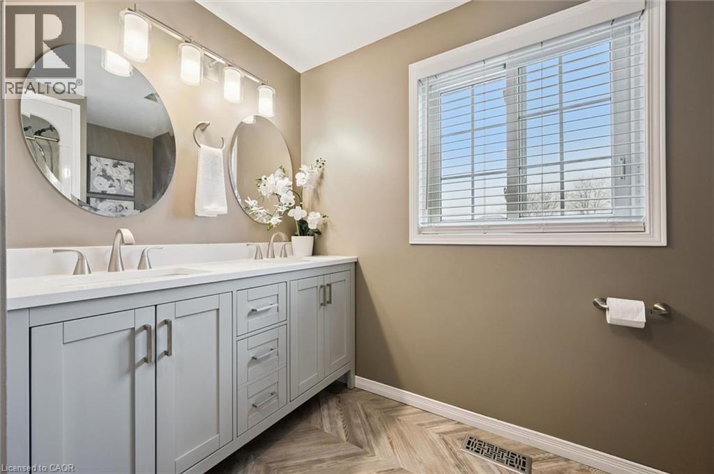 254 Auburn Drive, Waterloo, Ontario  N2K 3Z4 - Photo 15 - 40824973