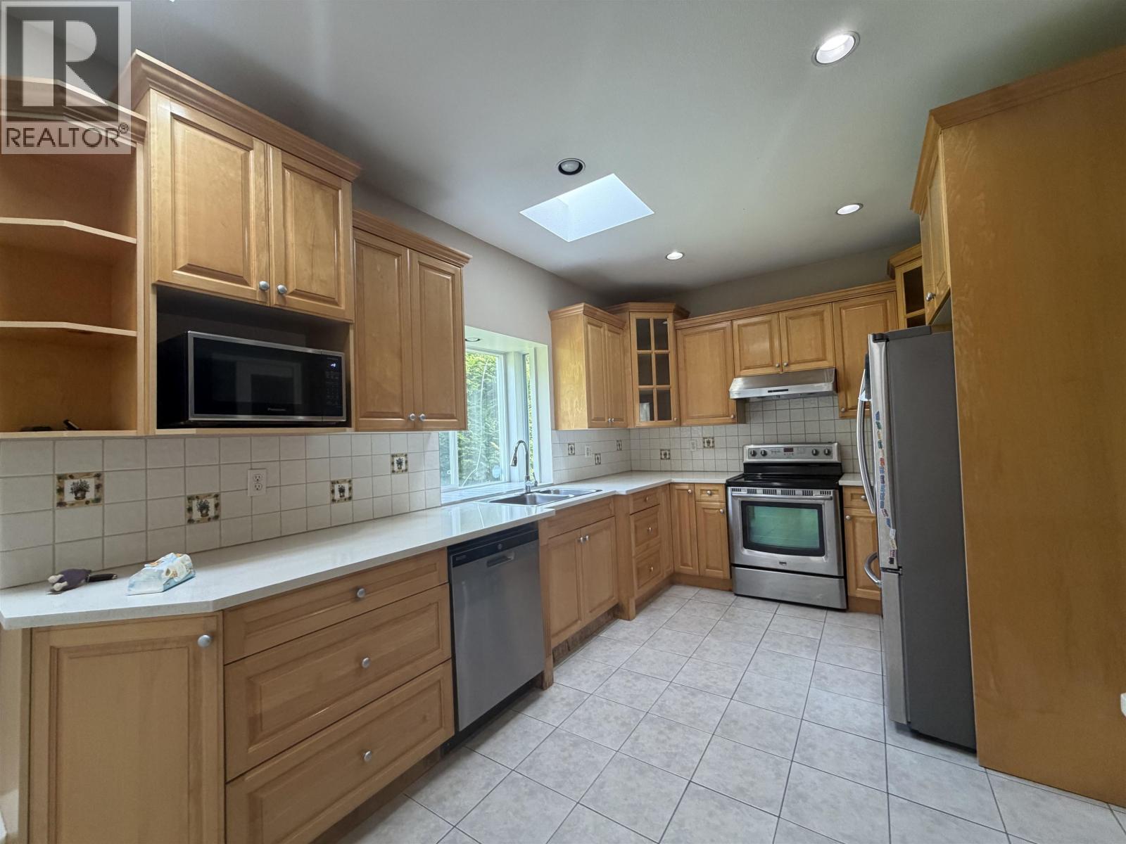 9228 Pinewell Crescent, Richmond, British Columbia  V7A 2C6 - Photo 12 - R3113756