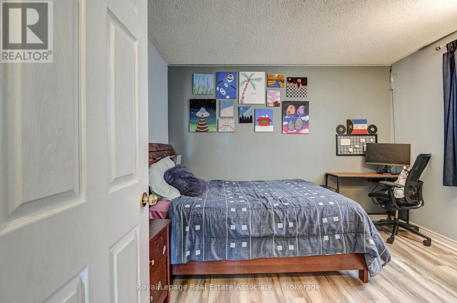 70 Nectarine Crescent, Brampton, Ontario  L6S 5Z1 - Photo 16 - W13081582