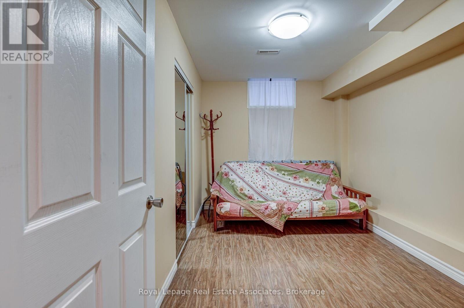 70 Nectarine Crescent, Brampton, Ontario  L6S 5Z1 - Photo 21 - W13081582