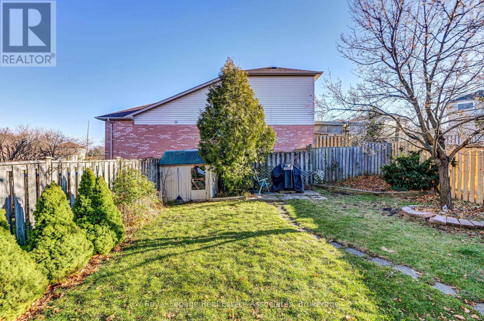 70 Nectarine Crescent, Brampton, Ontario  L6S 5Z1 - Photo 24 - W13081582