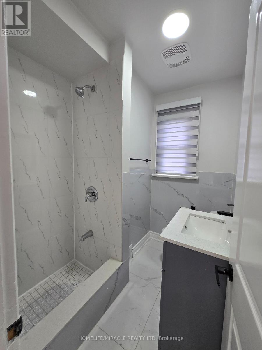 21 Gregory Street, Brampton, Ontario  L6Y 1G2 - Photo 15 - W13081596