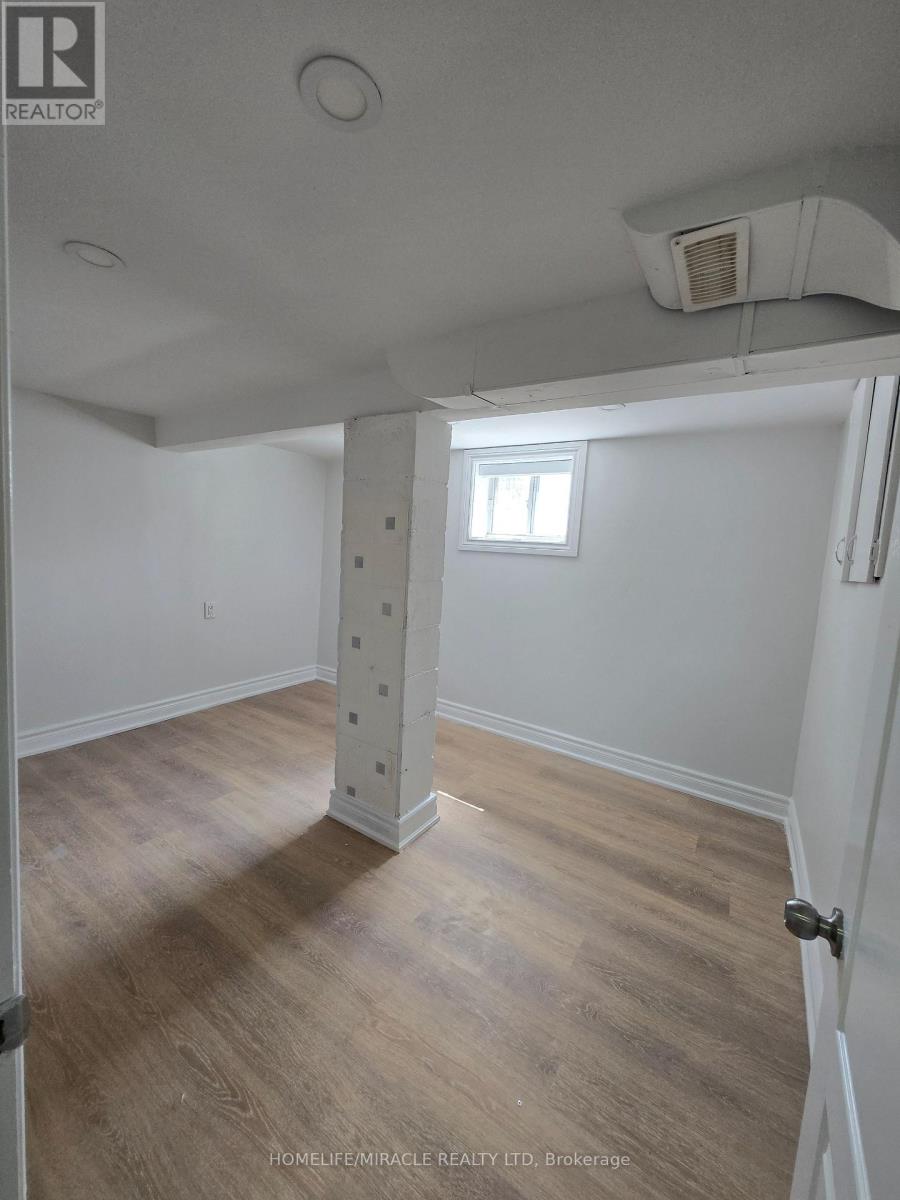 21 Gregory Street, Brampton, Ontario  L6Y 1G2 - Photo 26 - W13081596