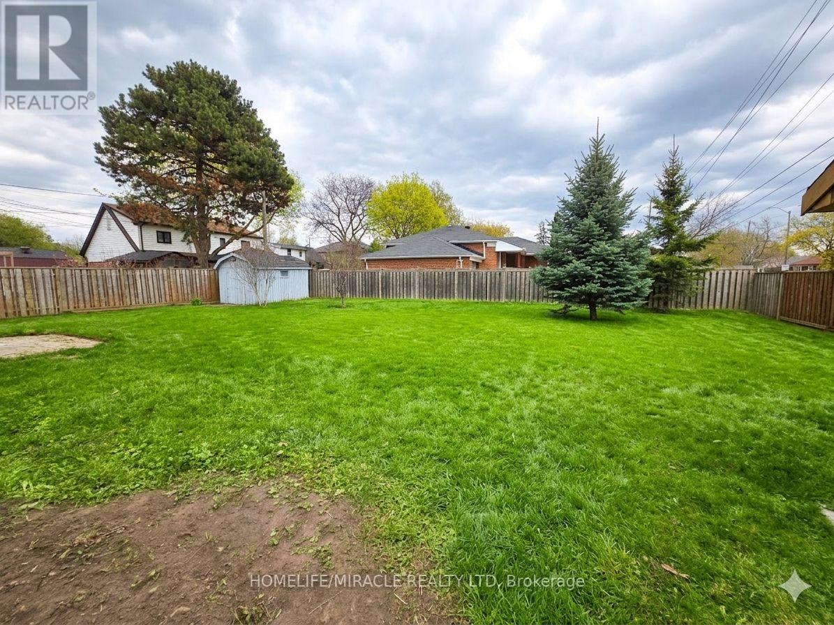 21 Gregory Street, Brampton, Ontario  L6Y 1G2 - Photo 30 - W13081596