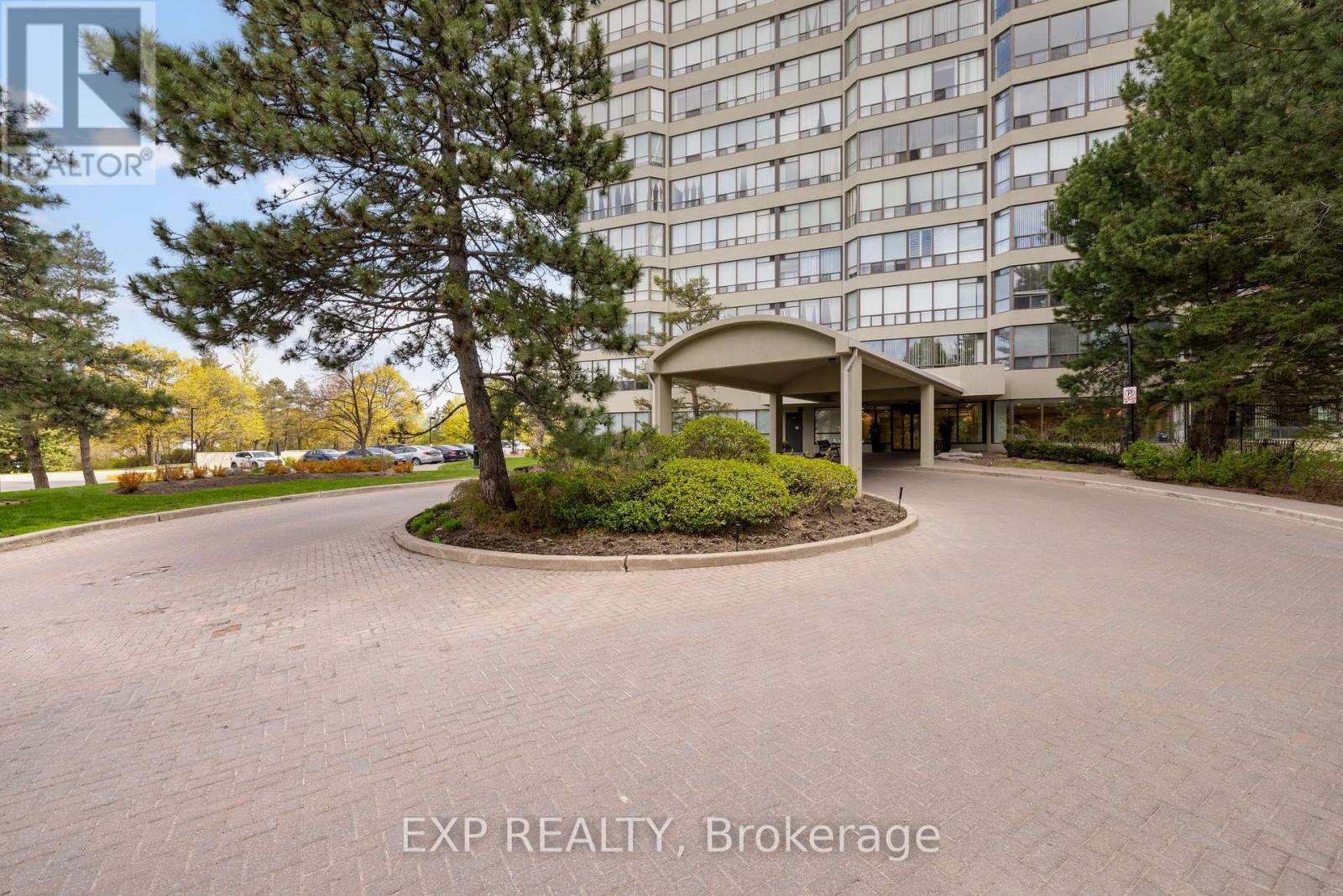 1710 - 22 HANOVER ROAD, Brampton, Ontario