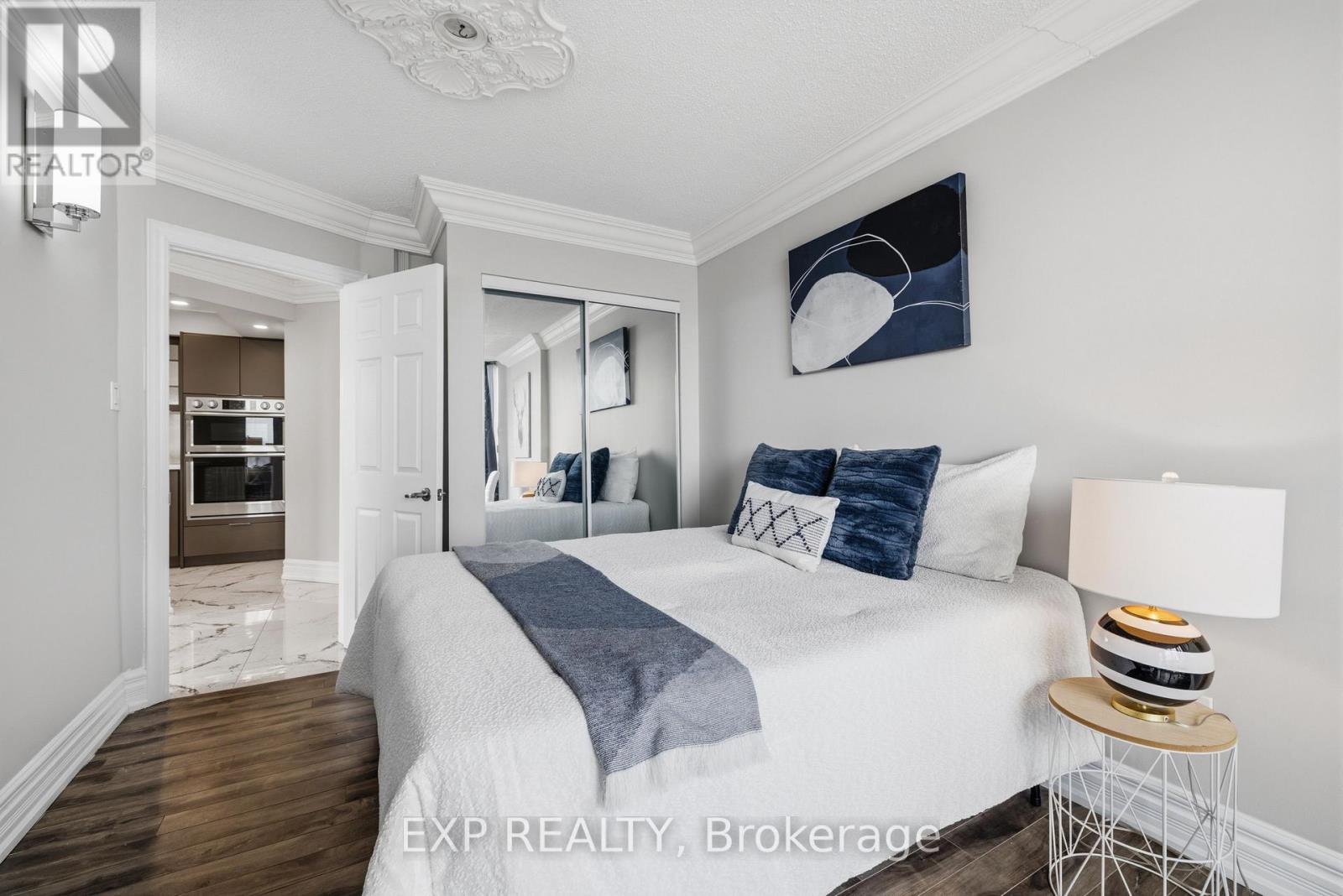 1710 - 22 Hanover Road, Brampton, Ontario  L6S 5K7 - Photo 27 - W13081600
