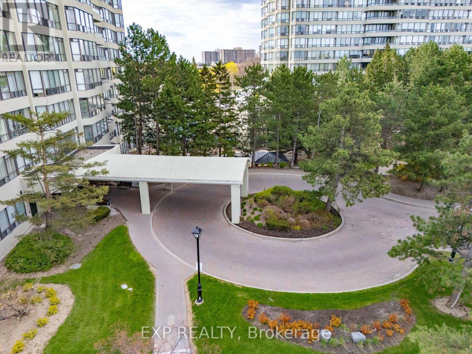1710 - 22 Hanover Road, Brampton, Ontario  L6S 5K7 - Photo 3 - W13081600