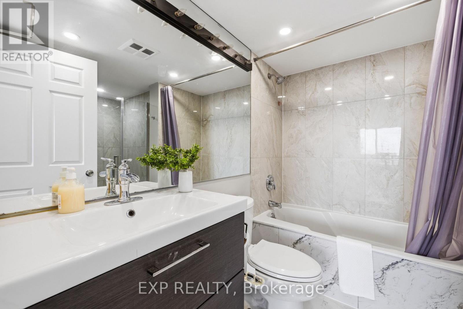 1710 - 22 Hanover Road, Brampton, Ontario  L6S 5K7 - Photo 37 - W13081600