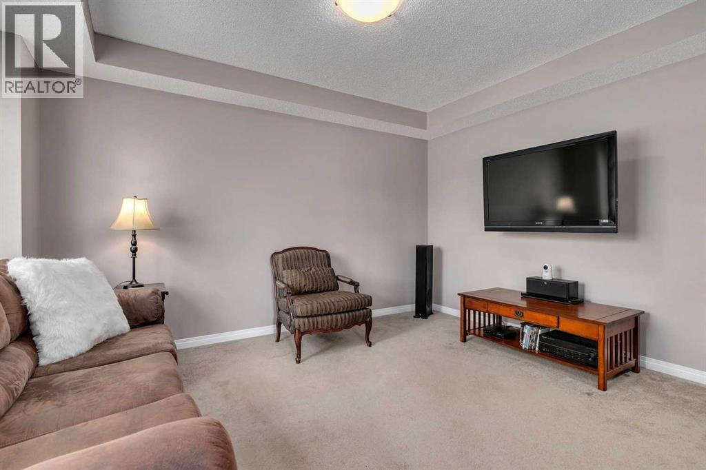 2 Windstone Lane SW, Airdrie, Alberta  T4B 0N7 - Photo 10 - A2303488