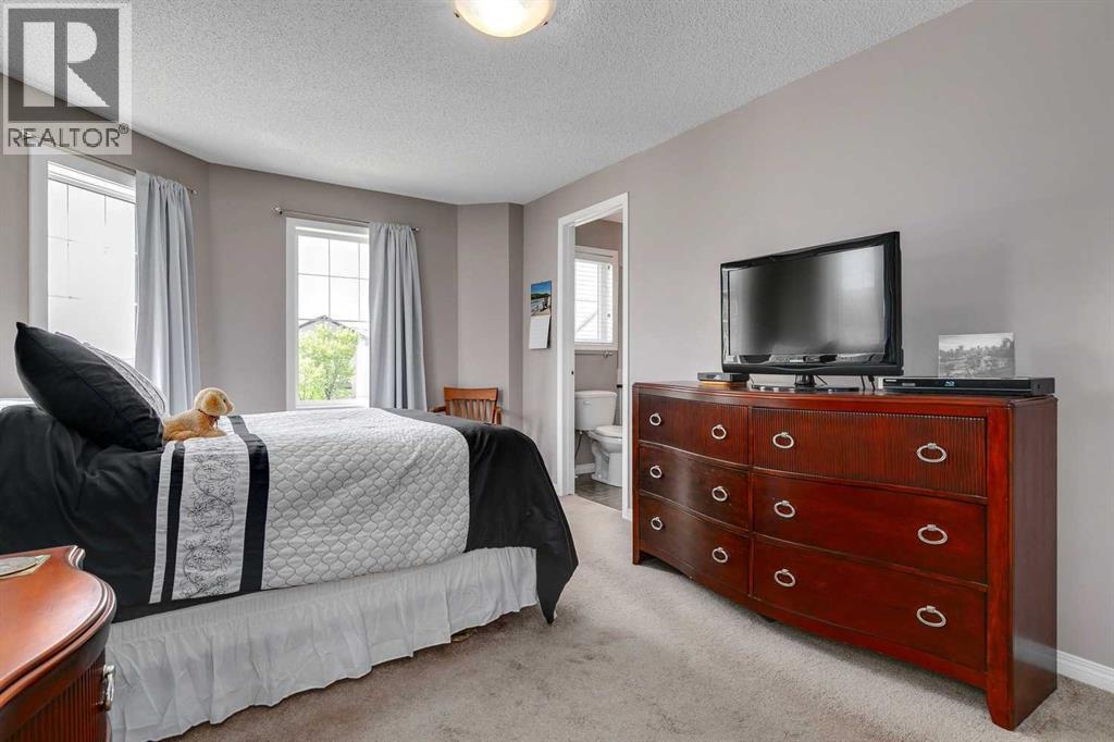 2 Windstone Lane SW, Airdrie, Alberta  T4B 0N7 - Photo 15 - A2303488