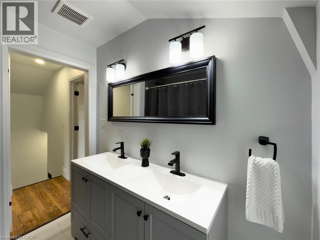 138 Cavell Avenue, Hamilton, Ontario  L8L 7E5 - Photo 20 - 40826143