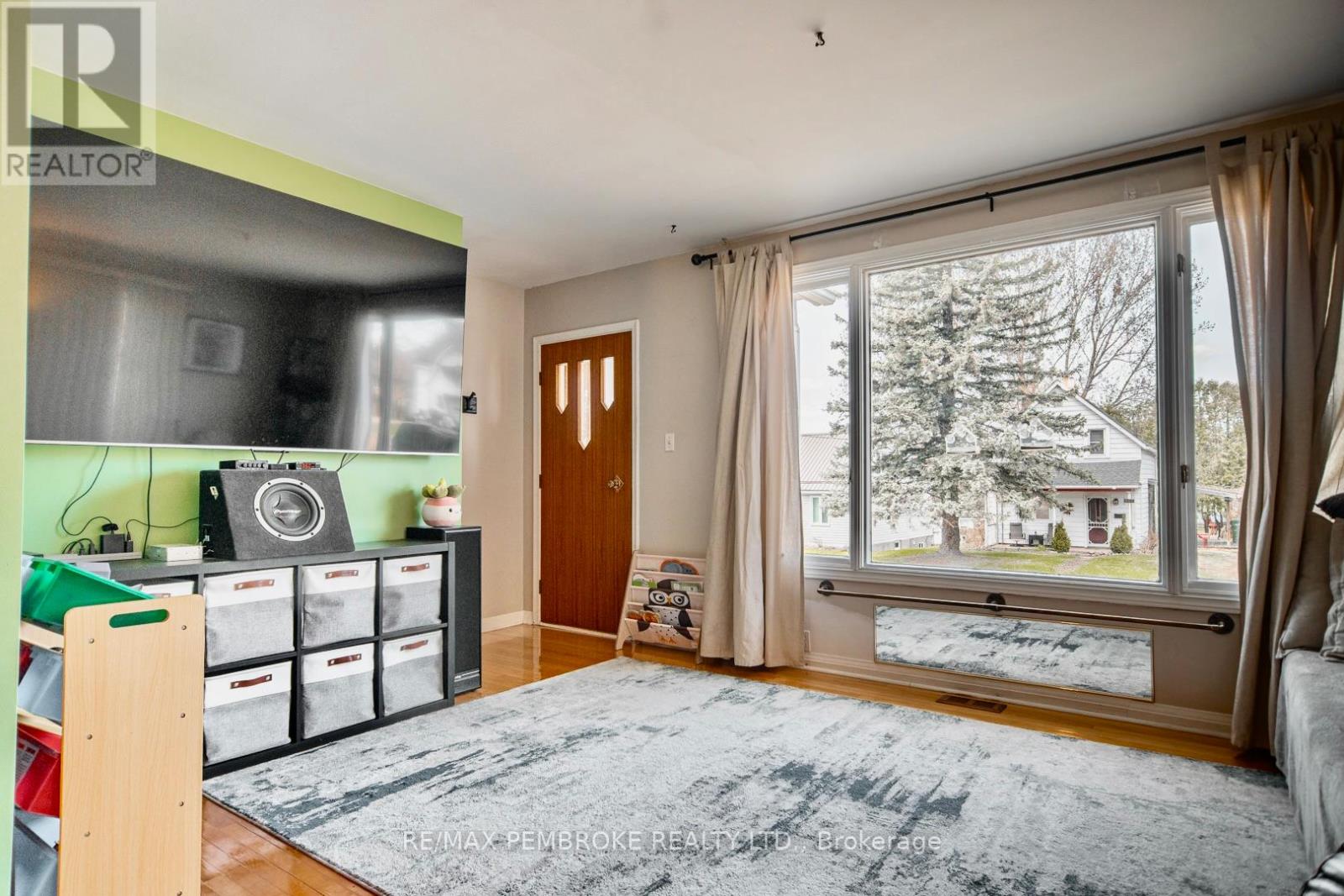 412 Alfred Street, Pembroke, Ontario  K8A 3B4 - Photo 17 - X13081690
