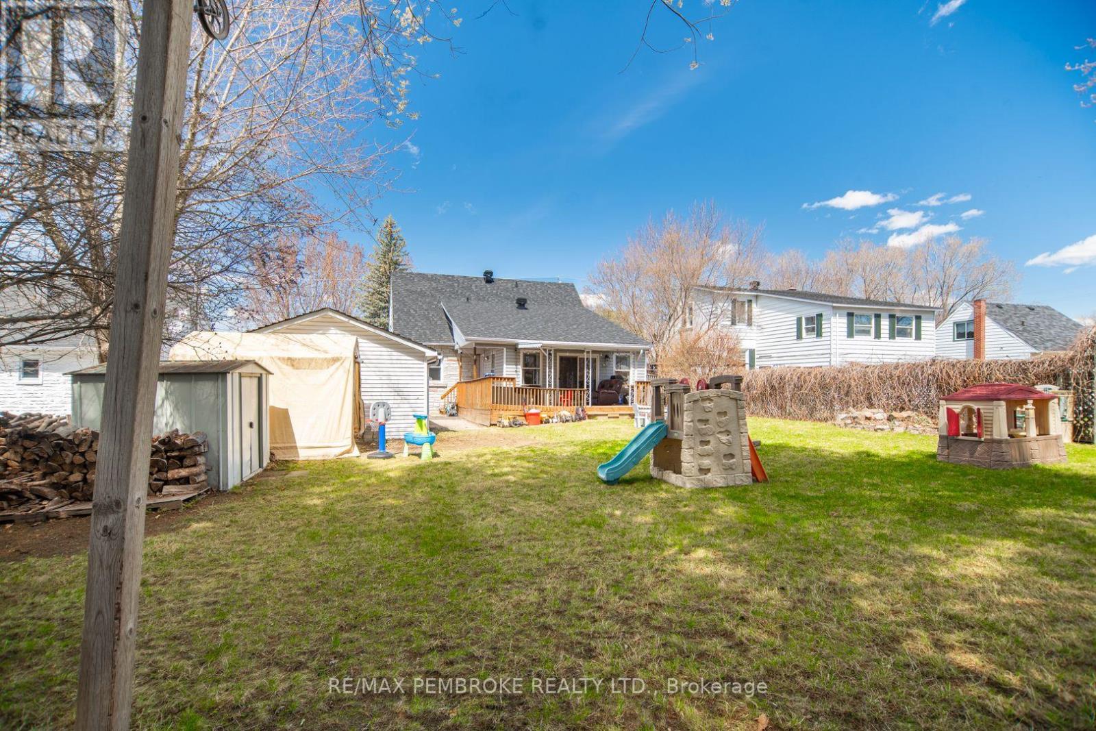 412 Alfred Street, Pembroke, Ontario  K8A 3B4 - Photo 4 - X13081690