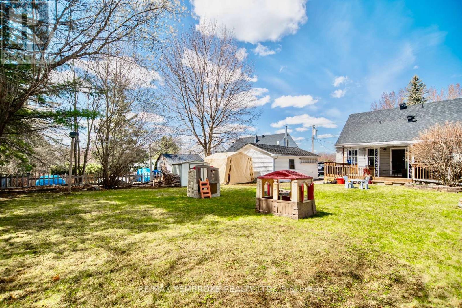 412 Alfred Street, Pembroke, Ontario  K8A 3B4 - Photo 5 - X13081690