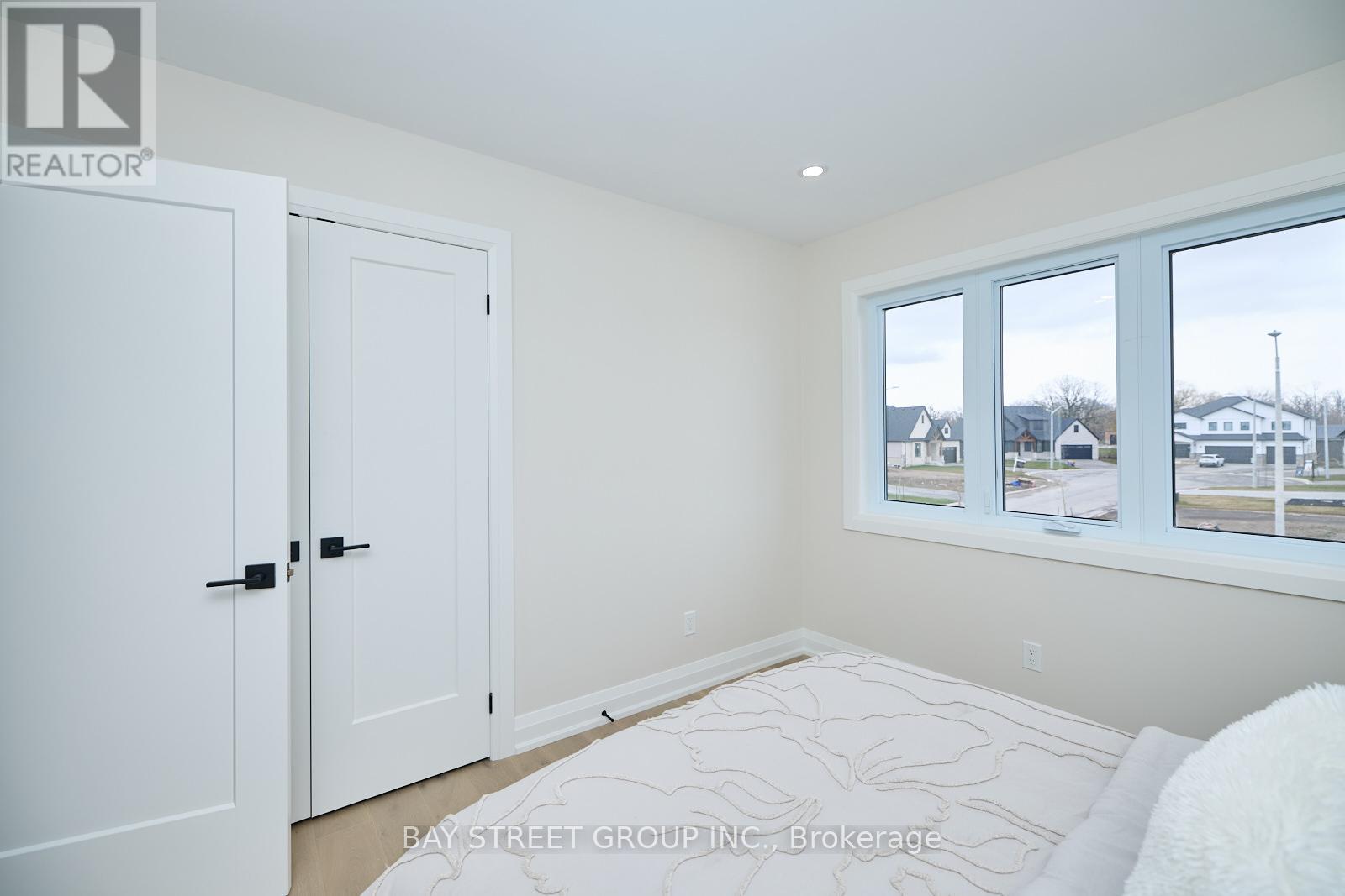 4229 Manson Lane, Lincoln (Beamsville), Ontario  L0R 1G0 - Photo 18 - X13081692