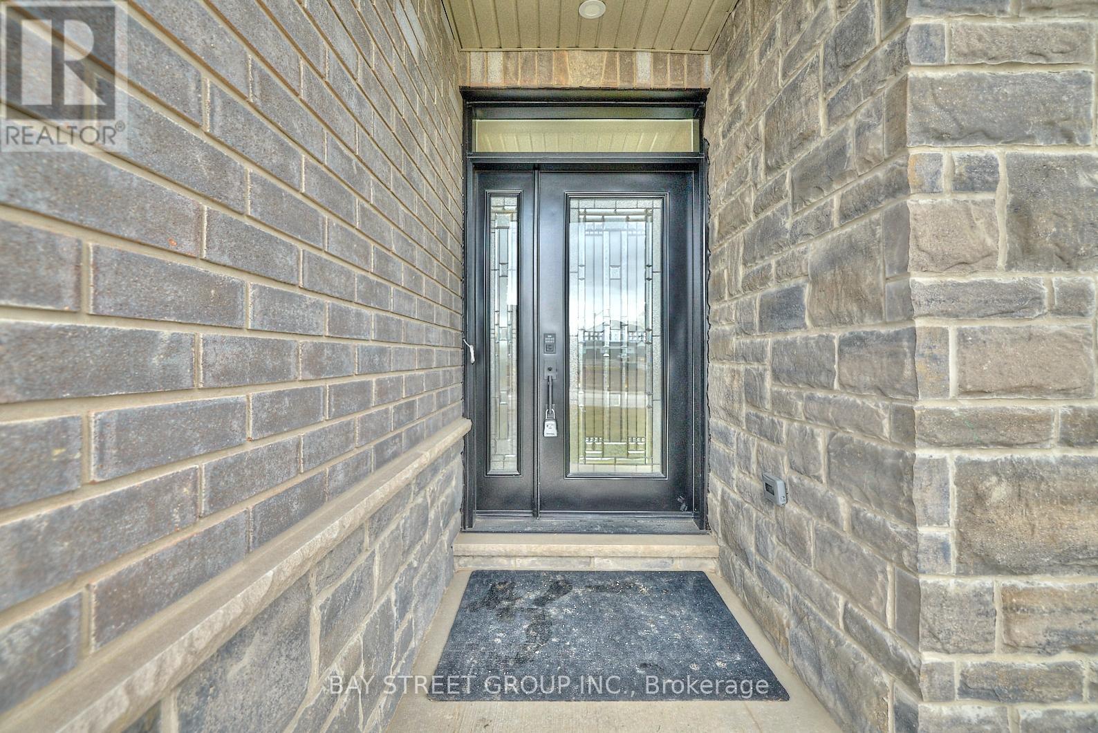 4229 Manson Lane, Lincoln (Beamsville), Ontario  L0R 1G0 - Photo 2 - X13081692